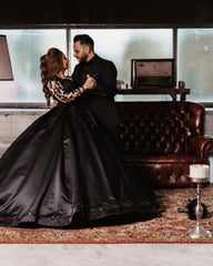 Stunning Princess Black Wedding Dresses with Sleeves