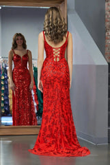 Stunning Sparkly Lace Mermaid Prom Dress 2025 with Slit, Spaghetti Strap & Plunging V-Neck  – FD5032
