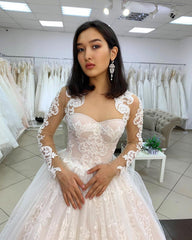 Sweetheart Lace Wedding Dress with Long Sleeves Tulle Appliques A Line Bridal Gown