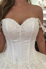 Off-the-Shoulder Princess Wedding Dress Applique Tulle Bridal Dresses Sleeveless