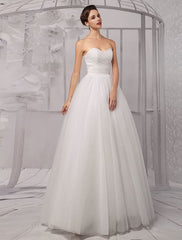 Exclusive Tull Lace Off-The-Shoulder Ball Gown Wedding Dress With Wrap