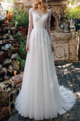 Tulle A Line Wedding Dress with Sleeves Lace Applique Long Sleeve Boho Wedding Bridal Dresses With Train