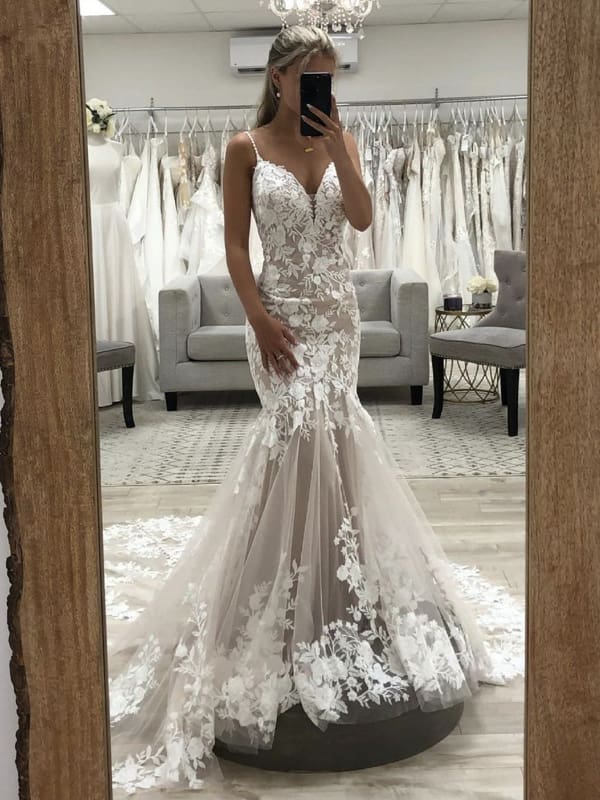 V Neck Mermaid Champagne Lace Wedding Dresses Tulle Long Bridal Gown