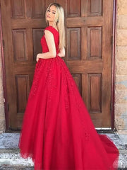 V-Neck Sleeveless Sweep/Brush A-line Train With Applique Tulle Dresses