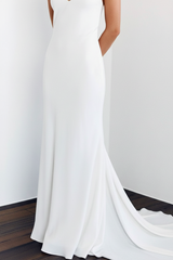 V-Neck Spaghetti Straps Sleeveless Backless Long Bridal Dresses