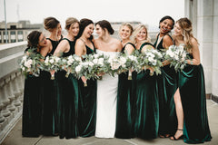 Winter Emerald Green Velvet Bridesmaid Dresses Canada V Neck Sleeveless