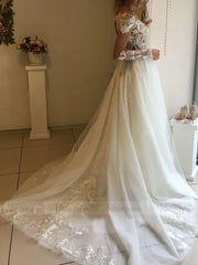 Vintage Lace Bohemian Wedding Dresses with Long Sleeves VW1342