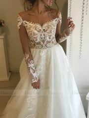 Vintage Lace Bohemian Wedding Dresses with Long Sleeves VW1342