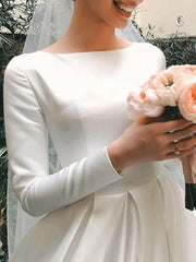 Long Sleeves Vintage Wedding Dress Jewel Neck Satin Chapel Train Pleated Bridal Dress