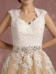 Vintage Wedding Dress Short Champagne Lace Applique Bridal Gown Queen Anne Neck Keyhole Bridal Dress Tea Length Exclusive