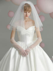 Vintage Wedding Dresses Cathedral Train Strapless Sleeveless Bows Satin Bridal Gowns