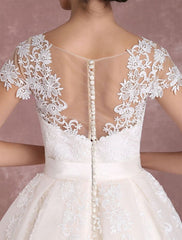 Vintage Wedding Dresses Short Lace Applique Bridal Gown