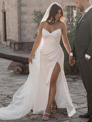 Wholesale Sheath/Column Satin Ruched Sweetheart Sleeveless Sweep/Brush Train Wedding Dresses
