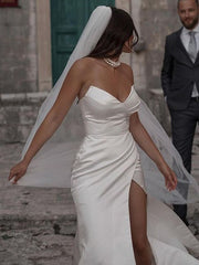 Wholesale Sheath/Column Satin Ruched Sweetheart Sleeveless Sweep/Brush Train Wedding Dresses