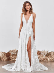 Wedding Dress Ivory V-Neck Backless Sleevelesslace Bridal Gowns With Train
