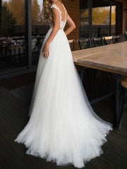 Lace Tulle Beach Bridal Gowns  Short Sleeve Boho Wedding Dresses Illusion Neck