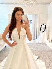 Deep V neck Strapless Satin Wedding Dresses with Pockets VW1867