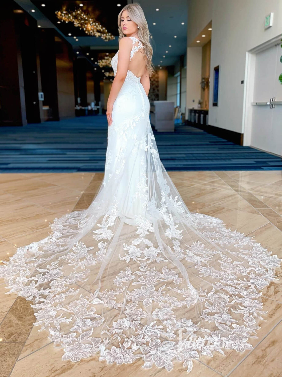 Elegant Lace Modern Mermaid Wedding Dresses Open Back VW2133