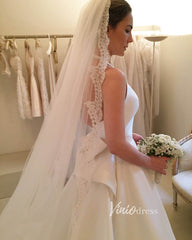 Halter Neck Cathedral Wedding Wedding Gown with Bow W2056