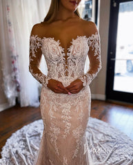 Long Sleeve Modern Lace Mermaid Wedding Dress with Long Train VW2117