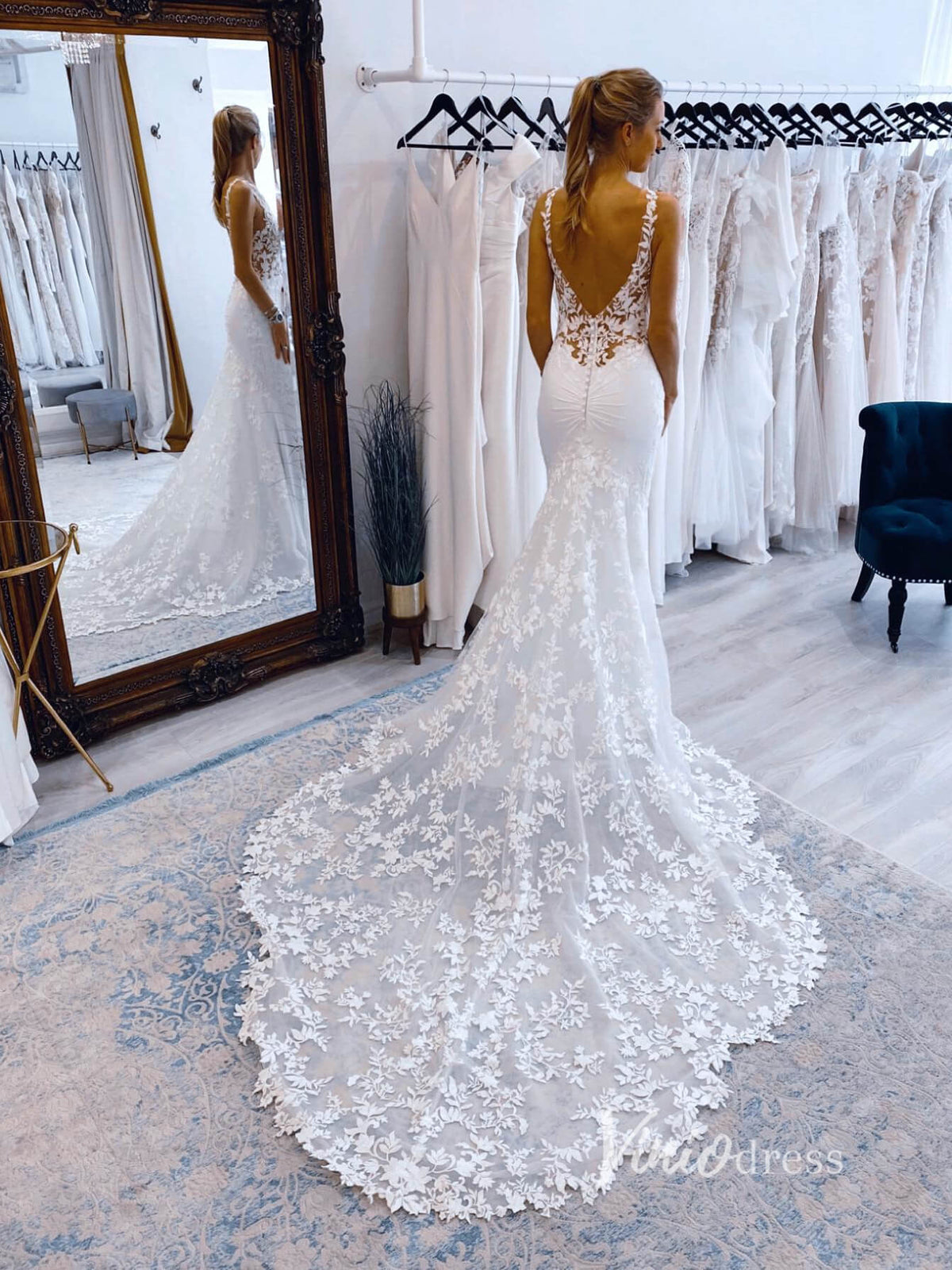 Modern Mermaid Wedding Dresses Backless Lace Beach Wedding VW2142