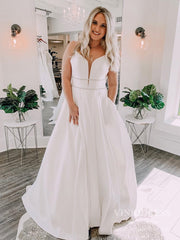 Plunging V-neck Spaghetti Strap Satin Wedding Dresses with Pockets VW1846B