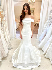 Simple Classy Off the Shoulder Satin Mermaid Wedding Dresses VW1852