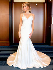 Simple Sheath Minimalist Wedding Dresses Spaghetti Strap V-neck VW2089