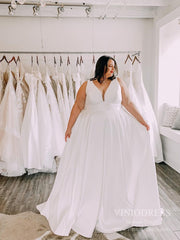 Simple V-Neck Plus Size Satin Wedding Dresses with Pockets VW1848