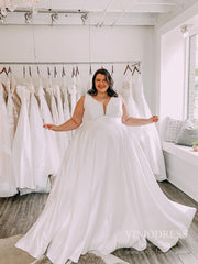 Simple V-Neck Plus Size Satin Wedding Dresses with Pockets VW1848