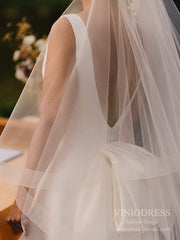 Simple V-neck Satin Wedding Dresses with Detachable Tail VW1877