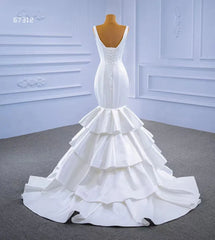 V-neck Mermaid Satin Wedding Dresses Fit and Flare Bridal Dress 67312