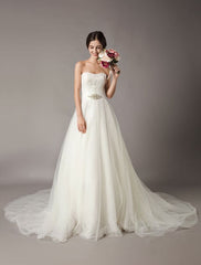 Wedding Dresses Ivory Strapless Lace Beaded Chapel Train Bridal Gowns