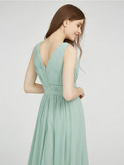 Sheath / Column Bridesmaid Dress V Neck Sleeveless Elegant Floor Length Chiffon with Ruched / Side Draping