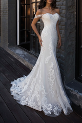 Boho Wedding Dresses Mermaid Off The Shoulder Lace Short Sleeve Bridal Gown With Sweep Train