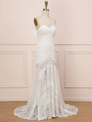 White Lace Wedding Dress Floor Length Sheath Sleeveless Lace Sweetheart Neck Bridal Dresses Train Dress