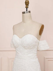 White Lace Wedding Dress Floor Length Sheath Sleeveless Lace Sweetheart Neck Bridal Dresses Train Dress