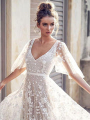 White Lace Wedding Dress V Neck A-Line Wedding Dress Short Sleeves Backless Bridal Dresses