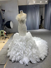 White Pearl Mermaid Wedding Dresses Tiered Strapless Pageant Dress 231040