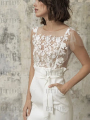 White Short Wedding Dresses Illusion Jewel Neck Short Sleeves Sheath Lace Bows Cut-Outs Ruffles Bridal Dresses