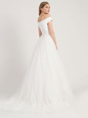 White Simple Wedding Dress A-Line Bateau Neck Off-Shoulder Sleeveless Pleated Tulle Bridal Dresses