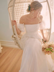 White Simple Wedding Dress A-Line Off The Shoulder Chiffon Strapless Long Bridal Dresses