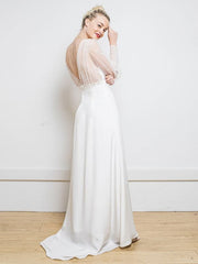 White Simple Wedding Dress Satin Fabric V-Neck Long Sleeves A-Line Tulle Satin Fabric Long Bridal Dresses