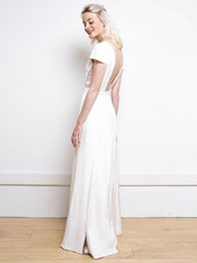 White Simple Wedding Dress Satin V-Neck Short Sleeves Backless Split Front A-Line Long Bridal Dresses