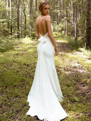 White Simple Wedding Dress Spaghetti Straps Satin V-Neck Sleeveless Ruffles Mermaid Bridal Dresses