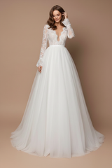 Black Wedding Dress A-Line V-Neck Long Sleeves Tulle Lace Bridal Gowns