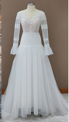 Gorgeous Lace Long Sleeves Boho Wedding Dresses Beach Maxi Dress