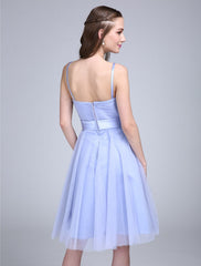 A-Line Bridesmaid Dress Spaghetti Strap Sleeveless Knee Length Tulle with Bow(s) / Criss Cross