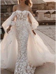 Hall Formal Wedding Dresses A-Line Sweetheart Long Sleeve Court Train Lace Bridal Gowns With Pleats Appliques
