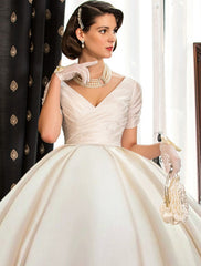 Wholesale Engagement Formal Fall Wedding Dresses Ball Gown V Neck Short Sleeve Court Train Satin Bridal Gowns With Ruched Solid Color